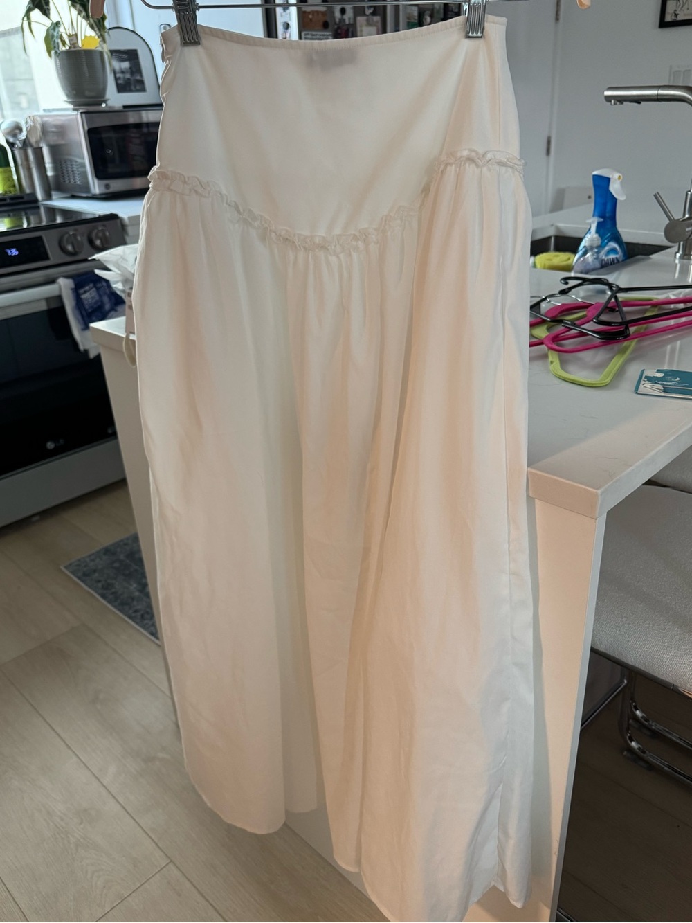 PrettyLittleThing White Maxi Skirt with Elastic Gather